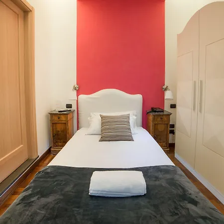 基亚亚32住宿加早餐酒店 4* 那不勒斯