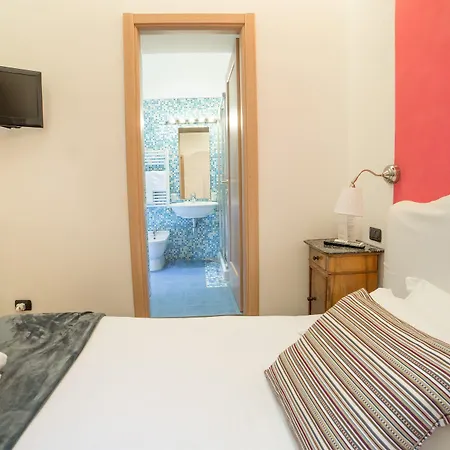 基亚亚32住宿加早餐酒店 那不勒斯