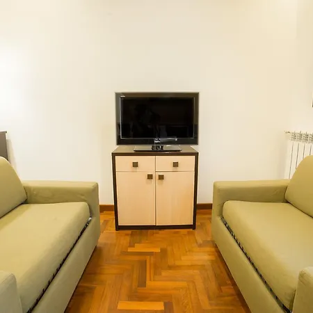 Chiaia 32 Guest house