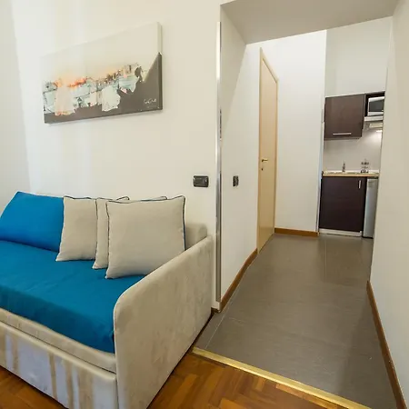 Chiaia 32 Guest house