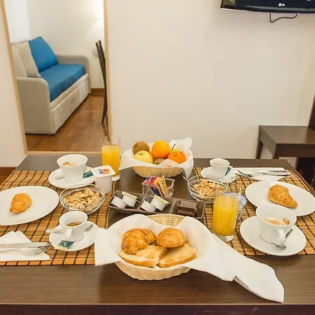 招待所 基亚亚32住宿加早餐酒店 4*