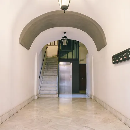 Chiaia 32 Guest house 3*