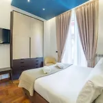 Chiaia 32 4* Napoli