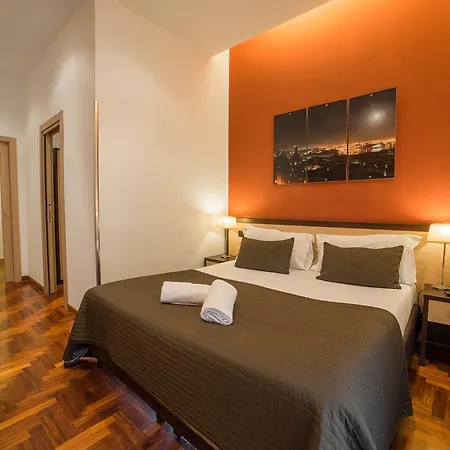 Chiaia 32 Penzion Neapol